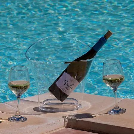 Con Piscina Casale Di Gio Nel Golfo Di Castellammare * Partinico