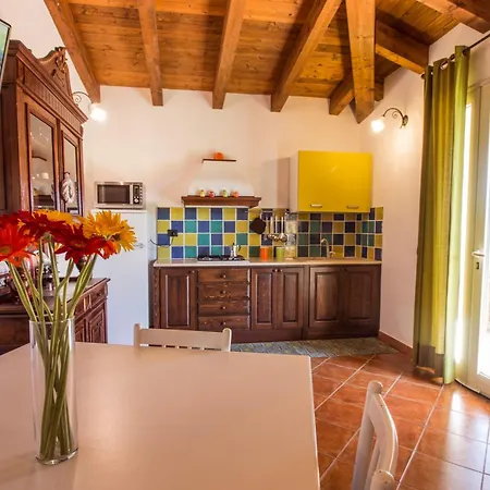 Villa Con Piscina Casale Di Gio Nel Golfo Di Castellammare *