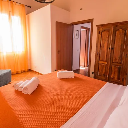 Villa Con Piscina Casale Di Gio Nel Golfo Di Castellammare