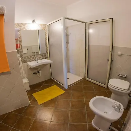 Con Piscina Casale Di Gio Nel Golfo Di Castellammare Partinico
